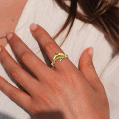 Jumping Dolphin Solid Gold Ring GRI2505