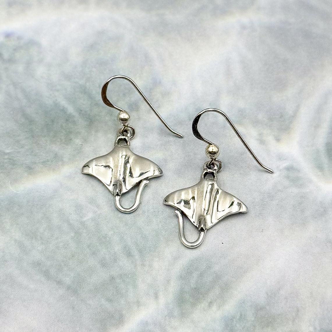 Manta Ray Sterling Silver Hook Earring TE963 - DiveSilver Jewelry