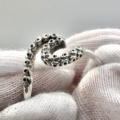 Wave with Octopus Tentacles Sterling Silver Ring TRI2575