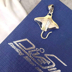 Ocean dreams as wide as the Manta Ray Small Sterling Silver Pendant TP1008 - Pendants
