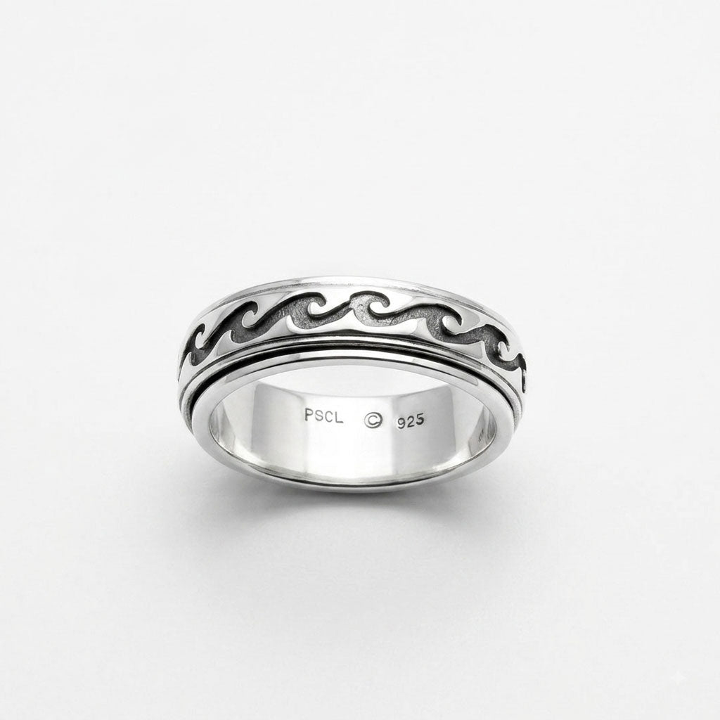 Waves Spinner Ring