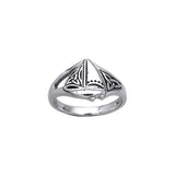 Celtic Sailboat Ring TRI039 - Rings